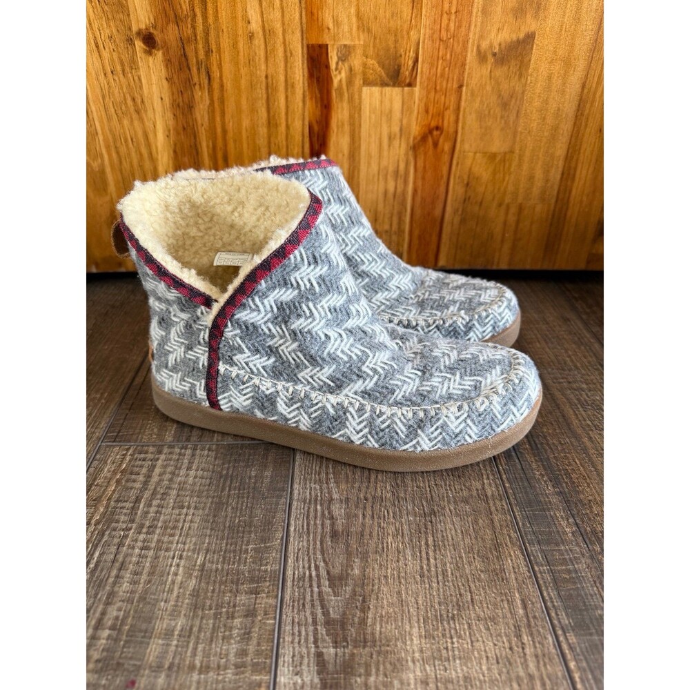 Women’s Sanuk Nice Bootah Ankle Boots Sz. 7.5 Grey Arrowooly